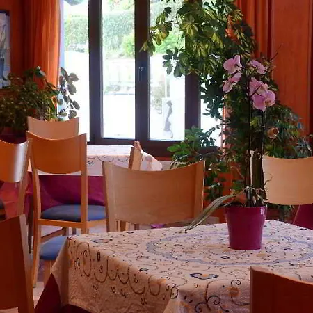 Surfances Hotel