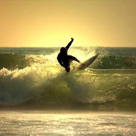 Surfances Hotel